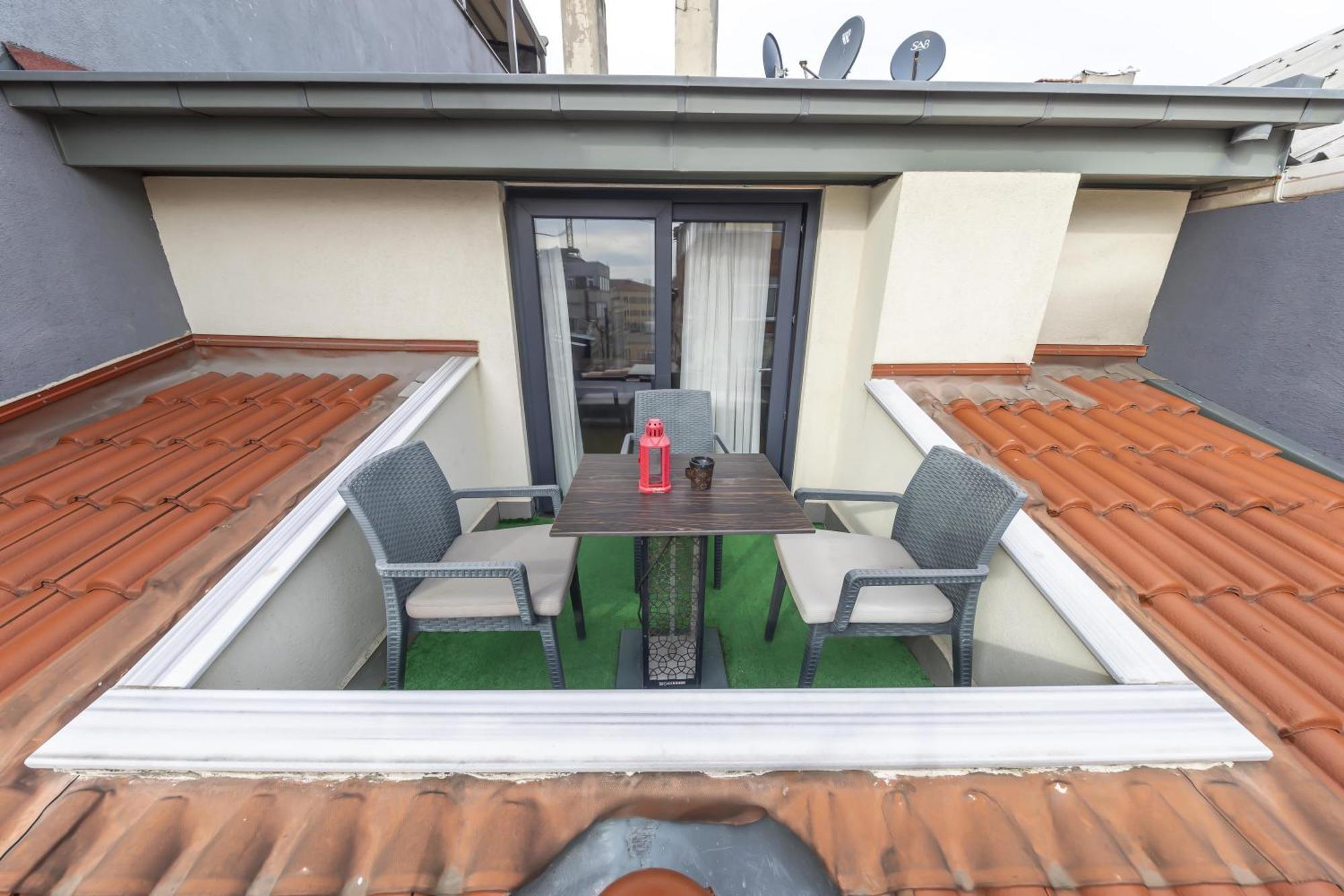 The Business Class Suit Karakoy — Fotoğraflar 3